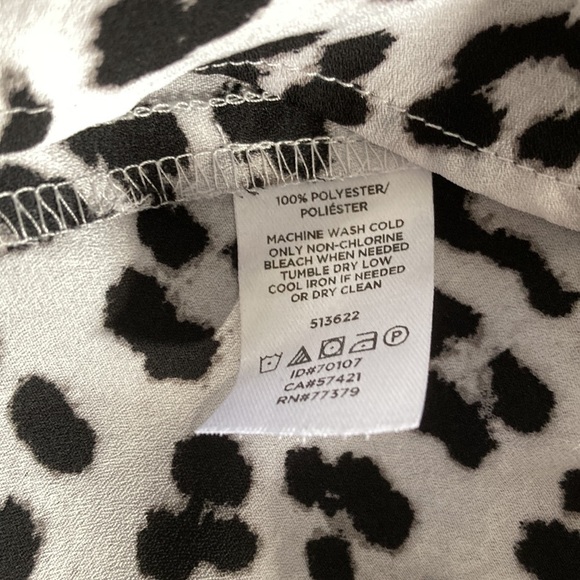 Ann Taylor Factory small blouse animal print ruffle short sleeves - Picture 12 of 13